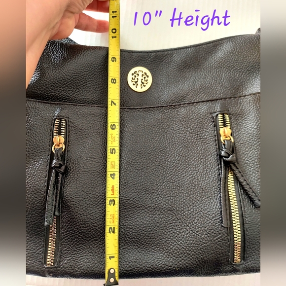 Genuine Leather Crossbody Bag, Black/Gold, Adjustable, Storage. Like NEW!! - Picture 10 of 11